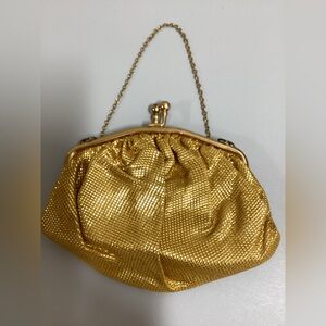 Elegant Vintage Gold Chain Clutch
